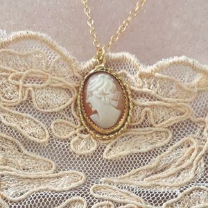 1940s Cameo 12K